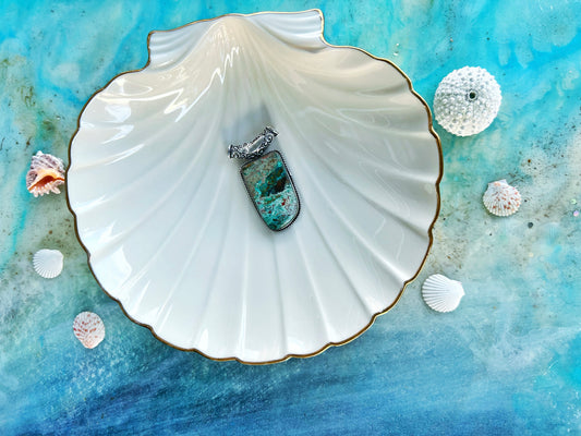 Rare Quantum Quattro Pendant